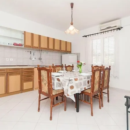 Apartman Zri *